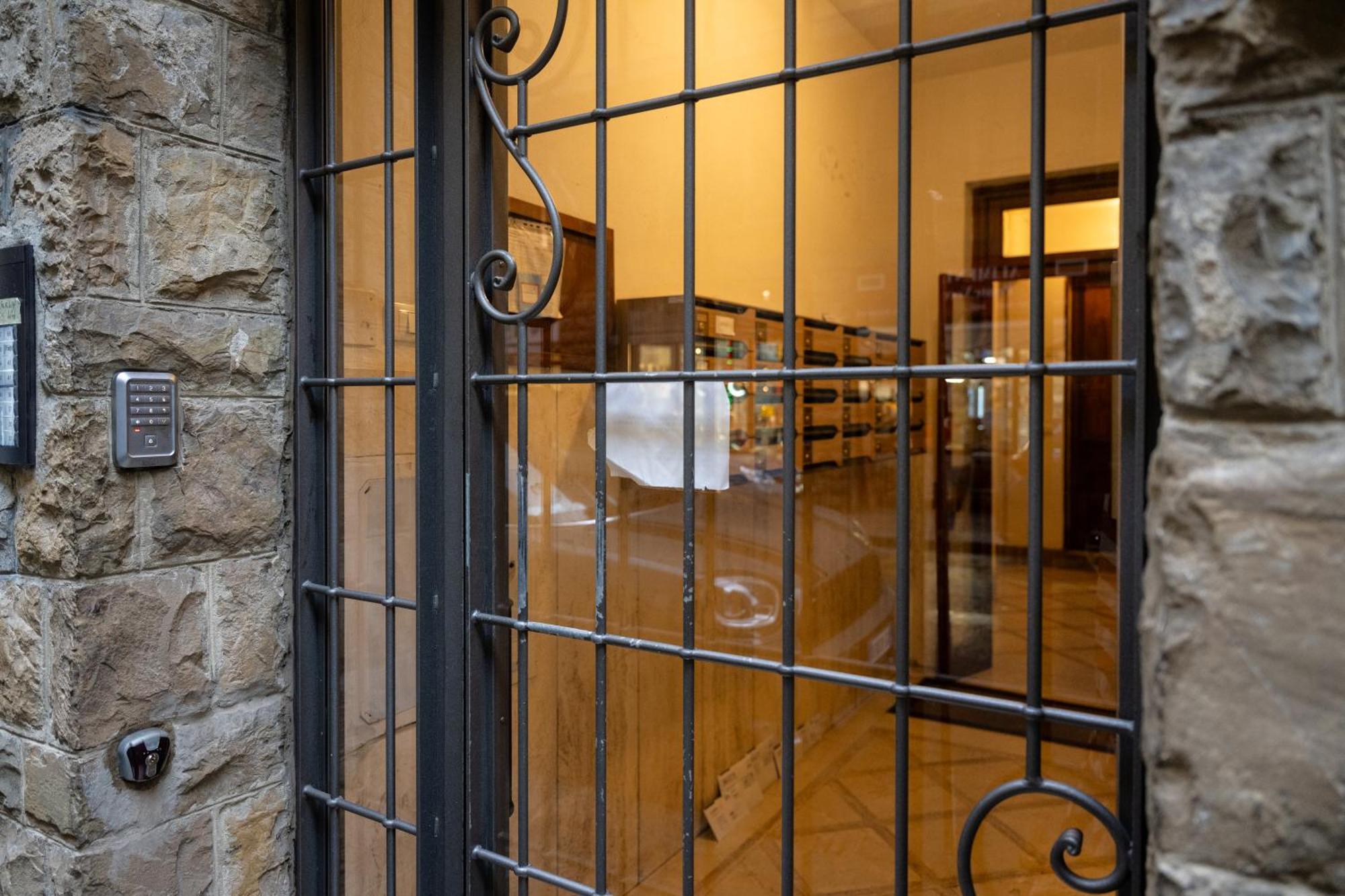 Smooth Mansion In Ponte Vecchio Apartment Florenţa Exterior foto